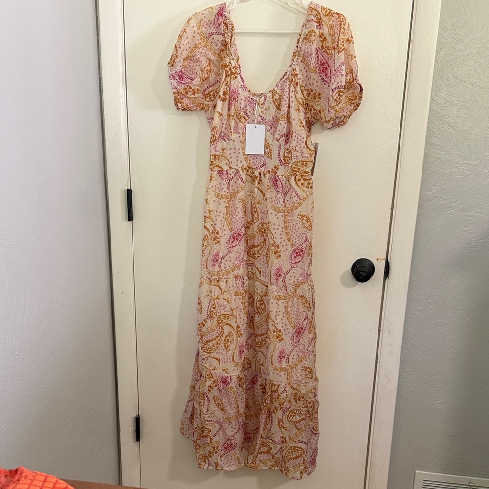 Jessica Simpson Pink and Tan Paisley Puff-Sleeve Maxi Dress